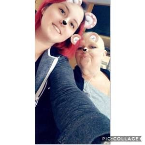 Meet your Posher, Makayla